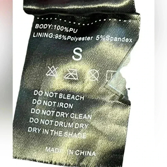 Tagoo Faux Leather Leggings High Waisted Pants Stretch Skinny Pockets Medium NWT - Picture 9 of 9